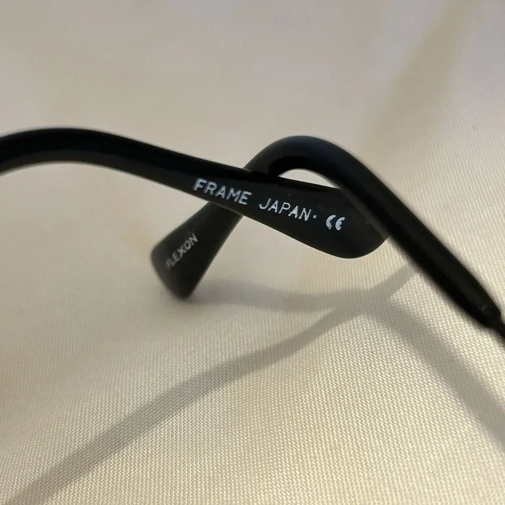 #8444 FLEXON KIDS BLACK EYEGLASSES FRAME ONLY 43-19-120